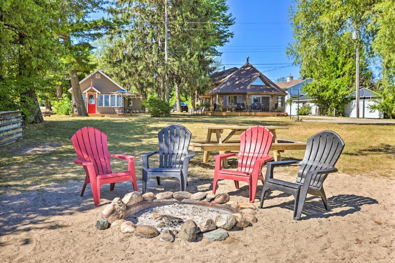 Quaint Studio With Shared Beach Walk To Suttons Bay Extérieur photo